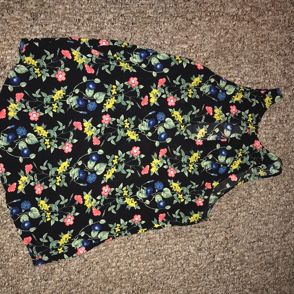 Flowered Tank Top - Picture 2 of 2